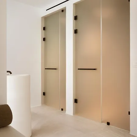 Mykonos Flow - Super Paradise, Adults Only